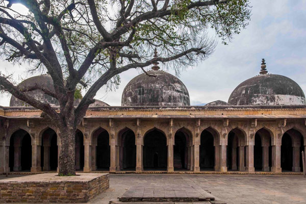 Pachmadhi Masjid Chanderi Madhya Pradesh