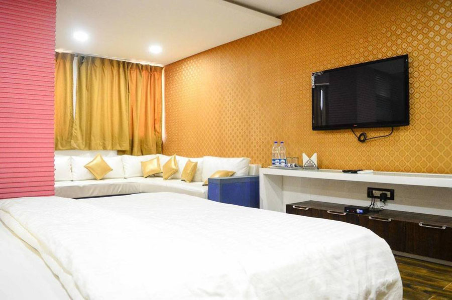 Hotel Rajnandani Residency Indore