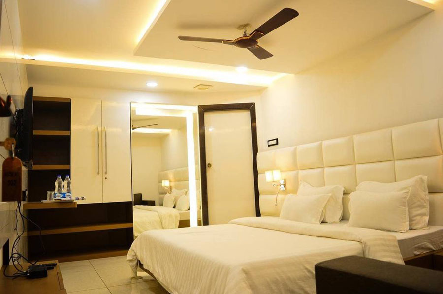 Hotel Rajnandani Residency Indore