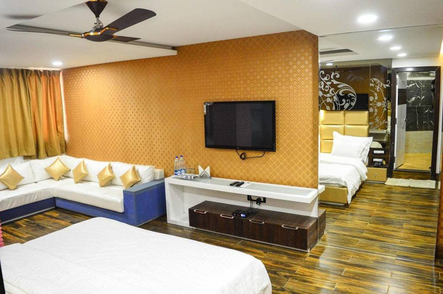 Hotel Rajnandani Residency Indore